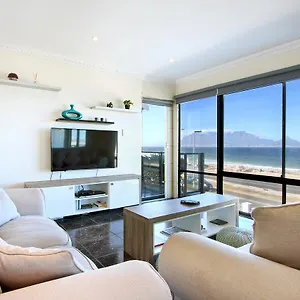 Cap Du Mont Cape Town Apartment Bloubergstrand
